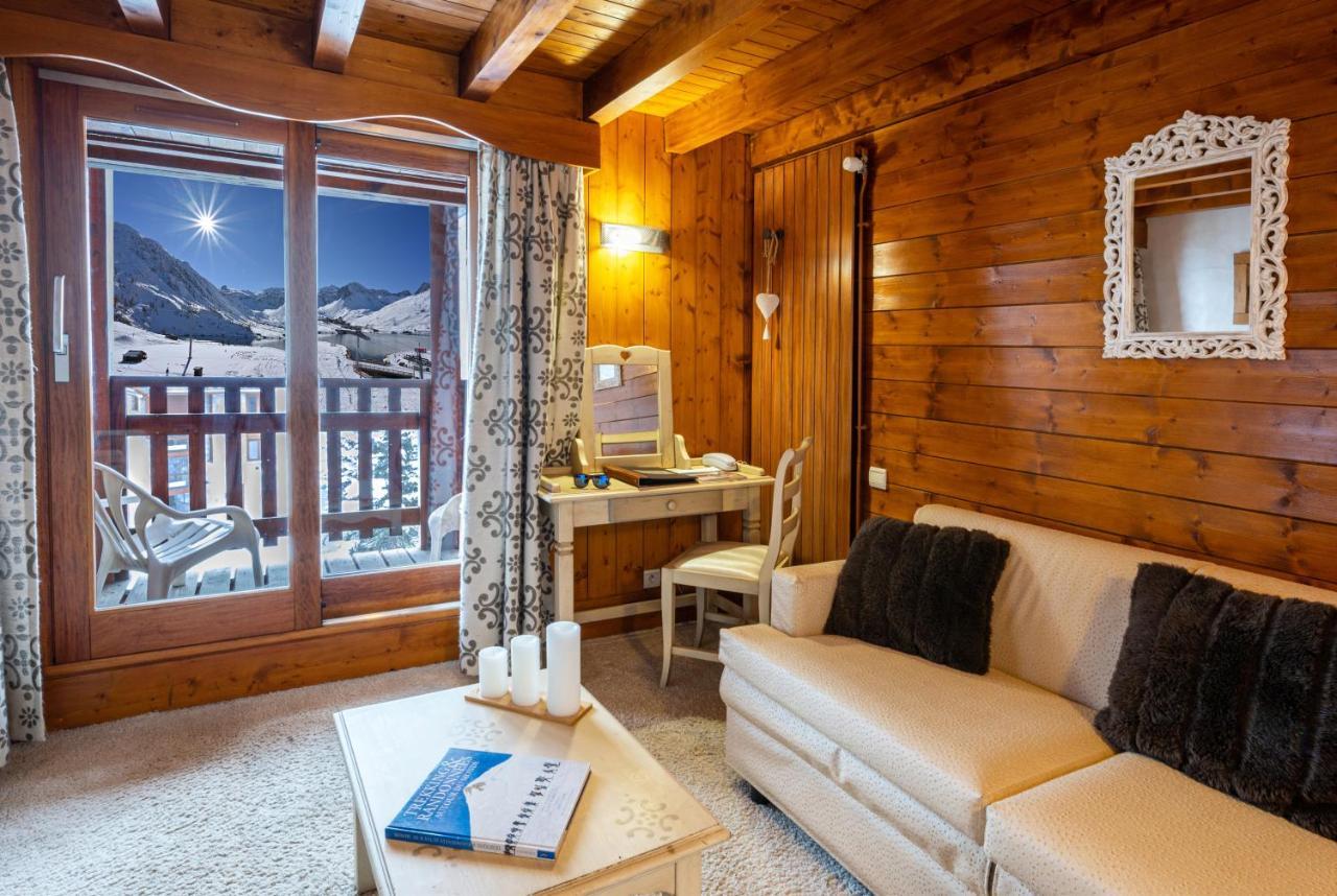 Hotel Les Campanules By Les Etincelles Тинь Экстерьер фото